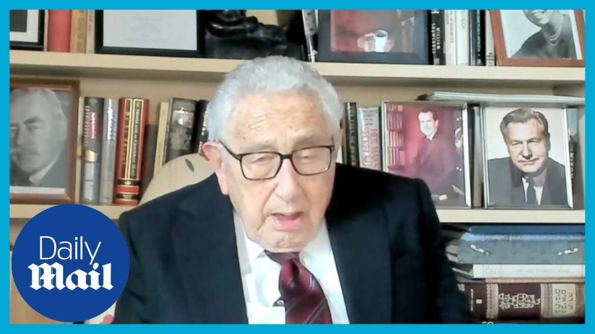 LIVE Henry Kissinger speaks at the World Economic Forum Davos 2023 City Cars Bury