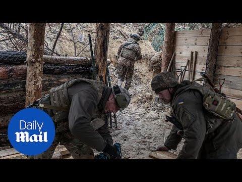 Brave Ukraine troops battle Russian soldiers during fierce gunfight
