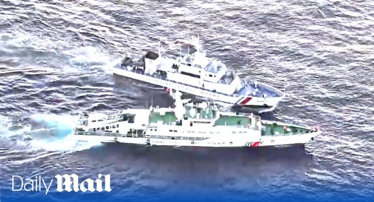 Chinese coast guard ram and fire water cannon at Philippines' ships in South China Sea