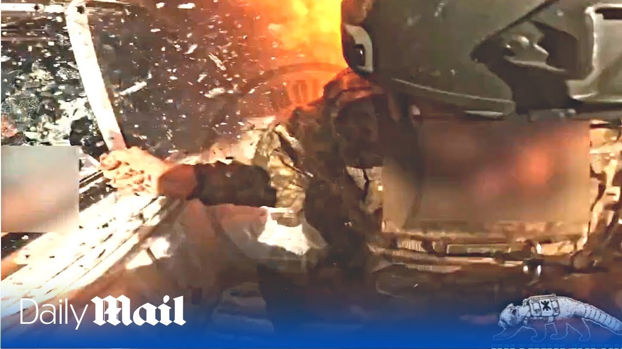 Brave Ukraine troops save comrade as Russian drones strike in Bakhmut