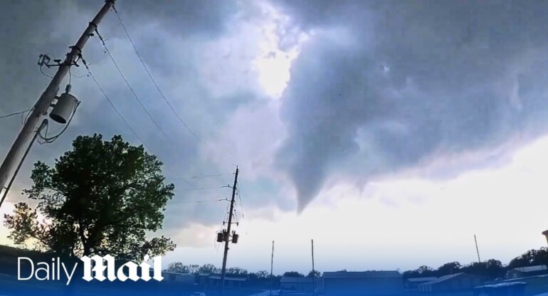 Kansas tornado hits Westmoreland leaving dead and injured