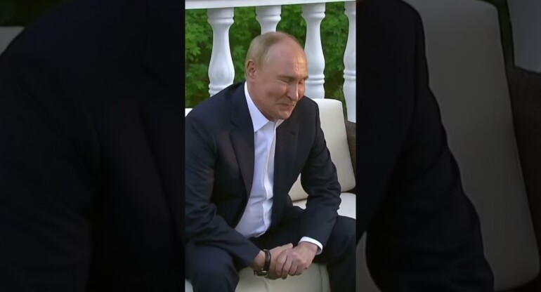 Indian Prime Minister Modi cozies up with Putin