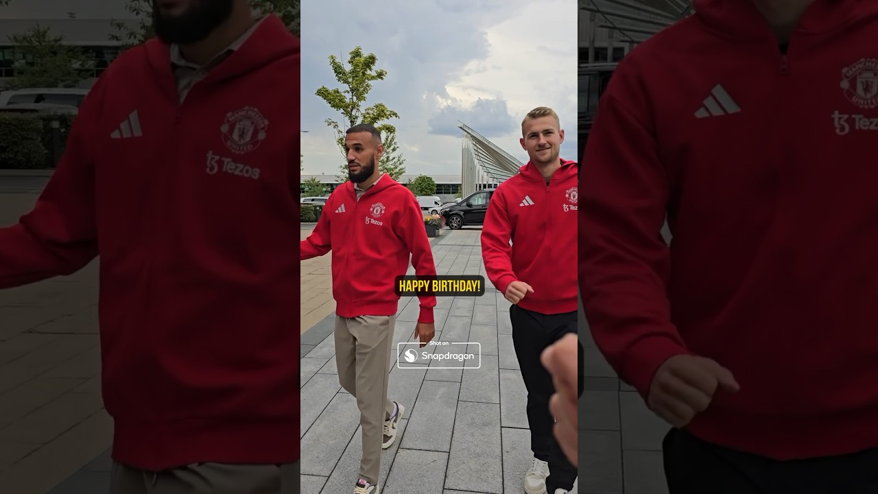 your local bury taxi august 13, 2024 de ligt & mazraoui arrive! 🤩❤️