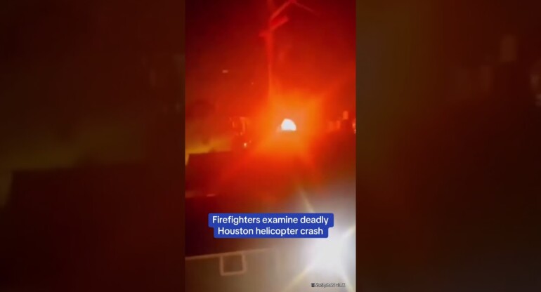 Firefighters examine deadly Houston helicopter crash