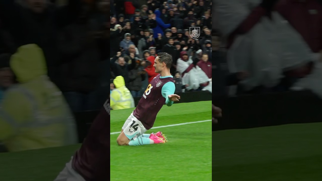your local bury taxi december 7, 2024 poetry in motion 🤌 #burnleyfc #football #efl #championship