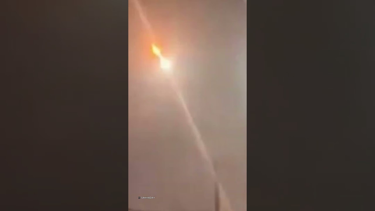 your local bury taxi december 5, 2024 incredible moment asteroid smashes through earth's atmosphere over siberia ☄️