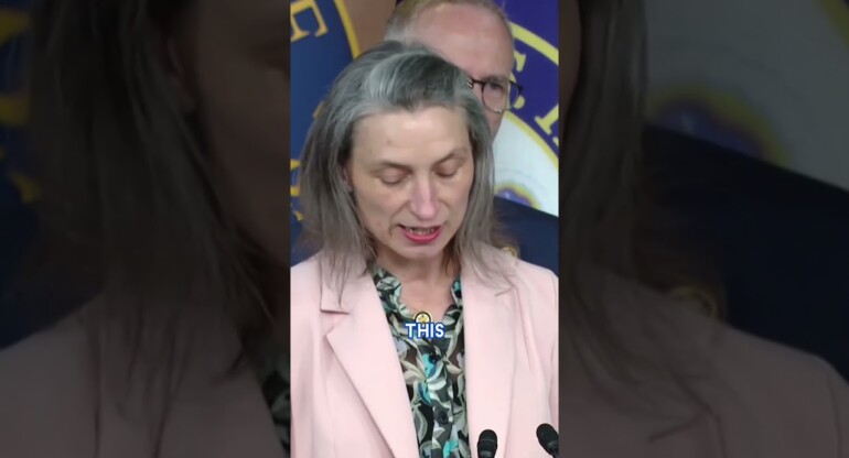 Congresswoman proposes 'Stop Musk' bill