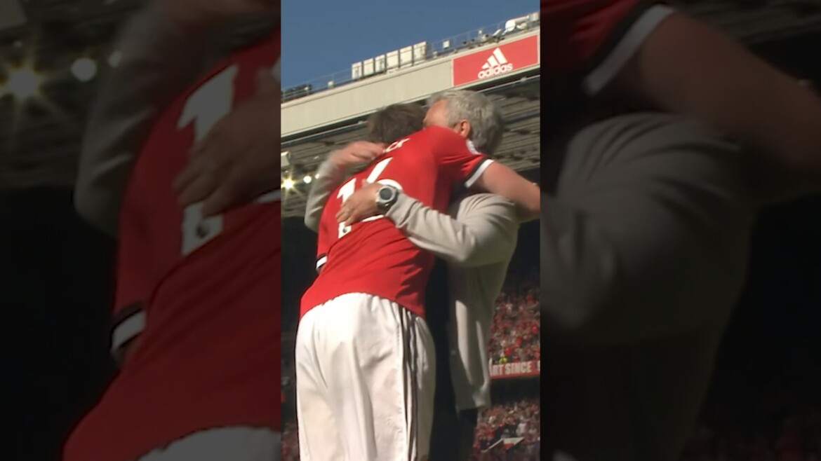 your local bury taxi february 14, 2025 🥺 emotional old trafford for carrick’s final moment in red ❤️